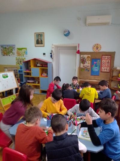 Уч.2020/2021-Четвърта-Б ПГ Песни, стихове и рисунки за пролетта - Изображение 1