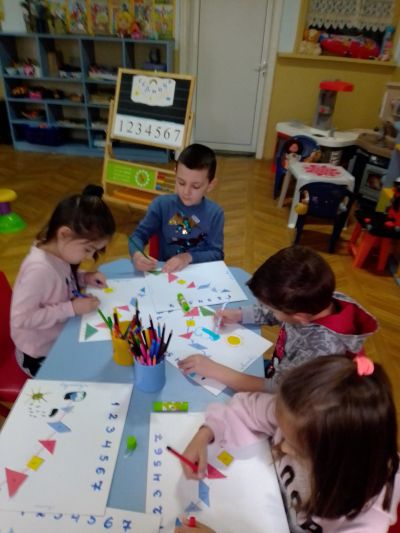 Уч.2020/2021-Четвърта-Б ПГ Песни, стихове и рисунки за пролетта - Изображение 5